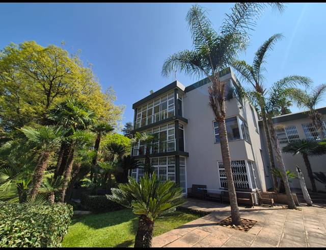 7 BEDROOM HOUSE FOR SALE IN MANTEVREDE
